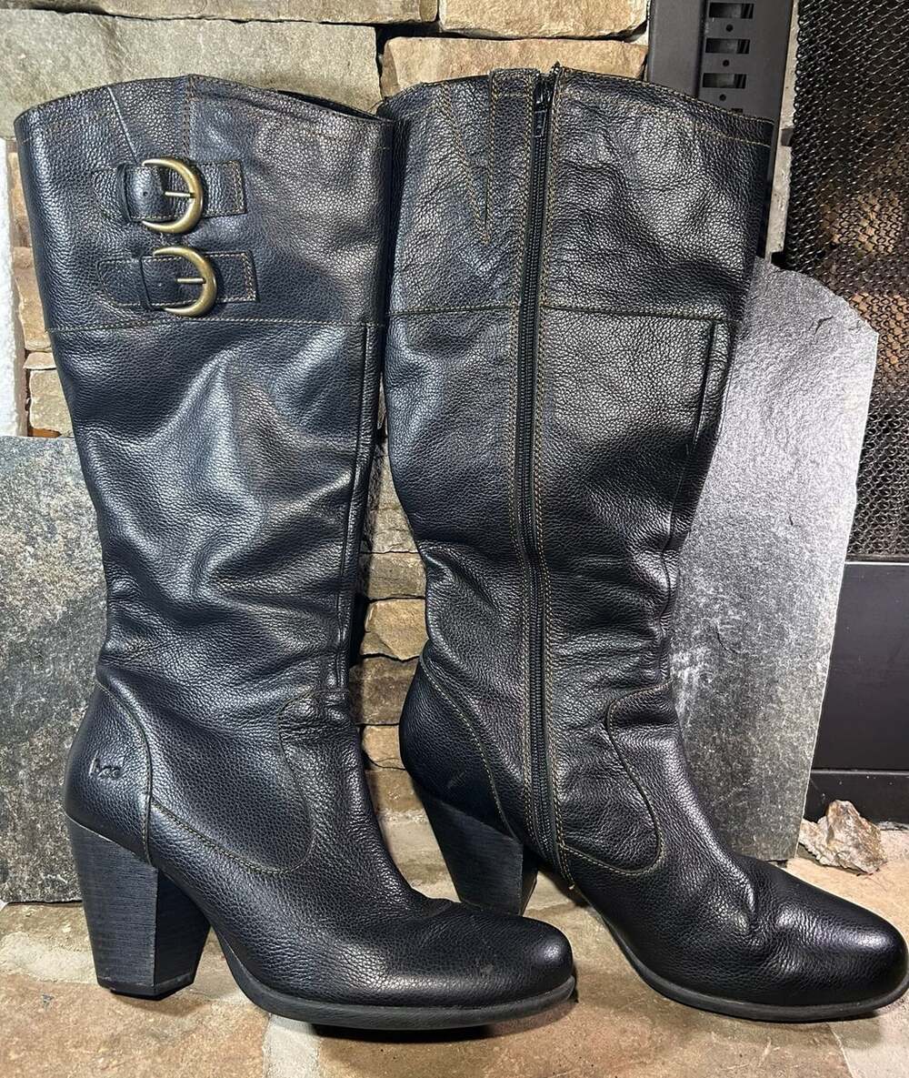 BOC Black Leather Western Cowgirl Brass Buckle Boots Women’s 11  3” heel